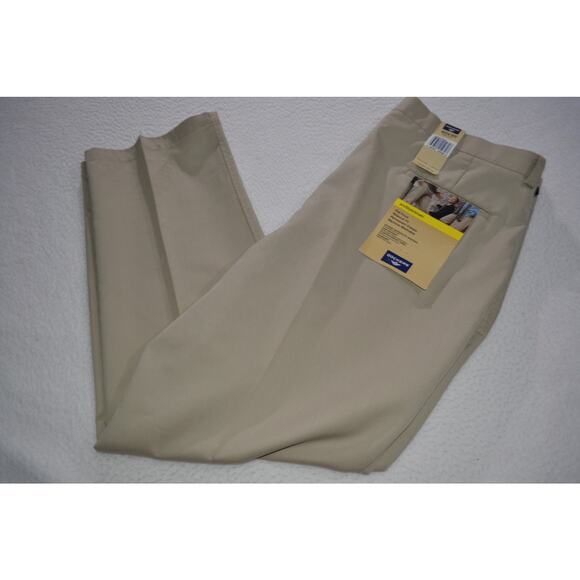 DOCKERS Pants Golf Men Size 40 x 30 Straight Cotton Tencel Lyocell Blend Tan NEW - Picture 1 of 9